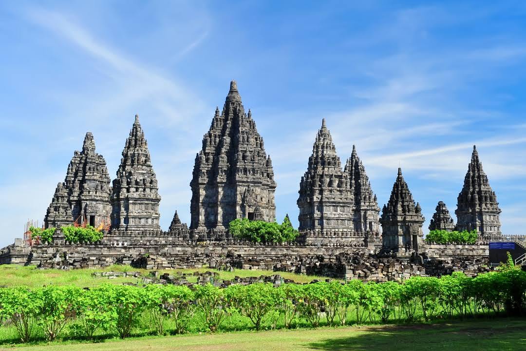 The History of Prambanan Temple and Its Origin & Story - Sinaumedia