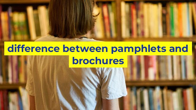 difference between pamphlets and brochures