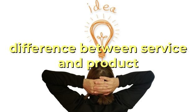 difference between service and product