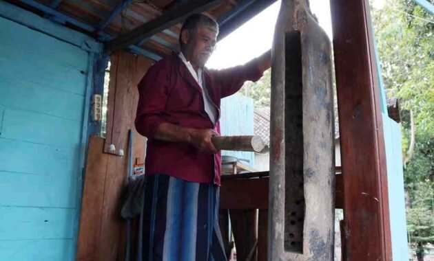 traditional communication tool