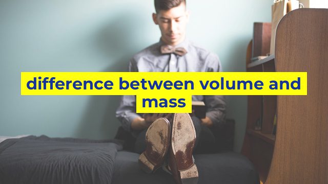 difference between volume and mass